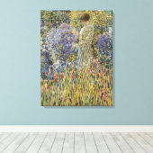 Lady in a Garden von Frederick Frieseke, Fine Art Leinwanddruck (Insitu (Holzboden))