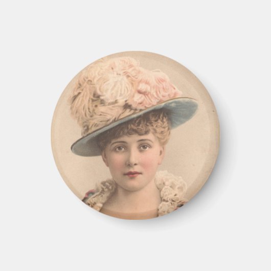 Lady in the Feather Hat Magnet (Vorne)