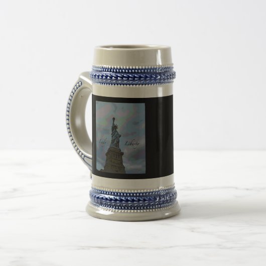 Lady Liberty Bierglas (Vorderseite Links)