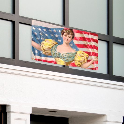 Lady Liberty Independence Banner (Äußeres Gebäude)