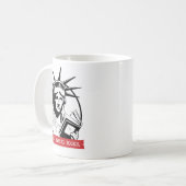 Lady Liberty liest verbotene Bücher Kaffeetasse (Vorderseite Links)