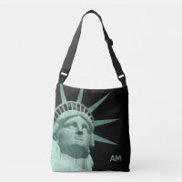Lady Liberty und Monogram auf Black