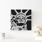 Lady Liberty Wall Clock Quadratische Wanduhr (Zuhause)