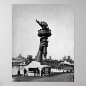 Lady Liberty's Hand and Torch Poster (Vorne)