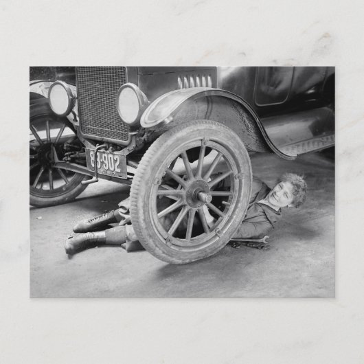Lady Mechanic, 1920 Postkarte (Vorderseite)