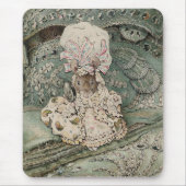 Lady Mouse in einer Mob Cap (von Beatrix Potter) Mousepad (Vorne)