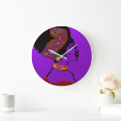 Lady of Wisdom and Vitality Große Wanduhr (Zuhause)