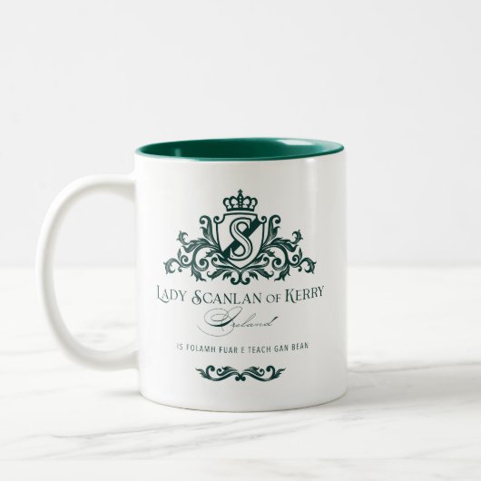 Lady Scanlan Zweifarbige Tasse (Links)