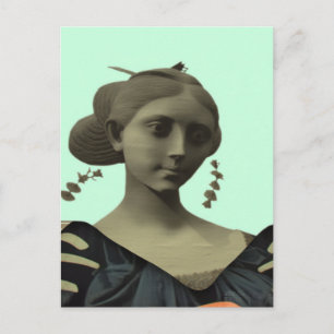 Lady Statue Postkarte