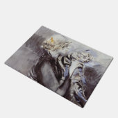 Lady with a Gray Cat (von Giovanni Boldini) Fußmatte (Schrägansicht)