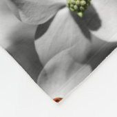 Ladybug auf Dogwood Blume Nattern Muster Fleecedecke (Ecke)