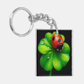 Ladybug auf einem Taubenleder Schlüsselanhänger (Vorderseite links)