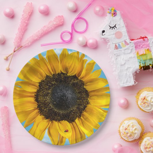 Ladybug auf einer Sonnenblume Pappteller (Party)