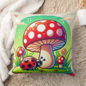 Ladybug auf Gras mit lebendigem Pilz Kissen (Decke)