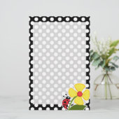 Ladybug auf schwarzen und weißen Polka-Punkten Briefpapier (Stehend Vorderseite)