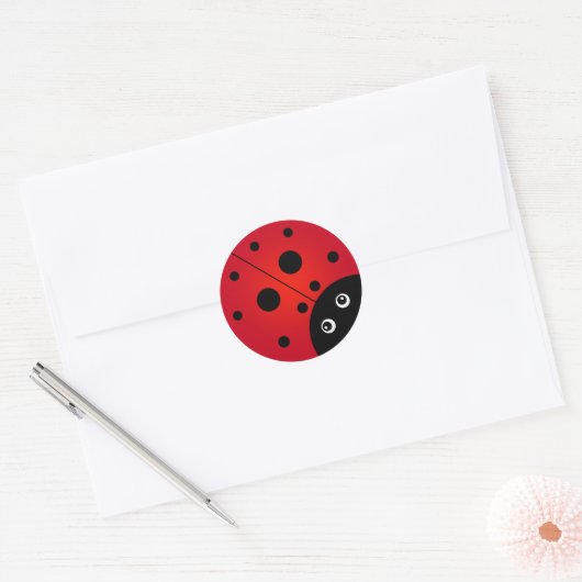 Ladybug Classic Round Sticker (Umschlag)