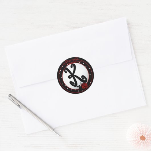 Ladybug Initial K Round Stickers (Umschlag)