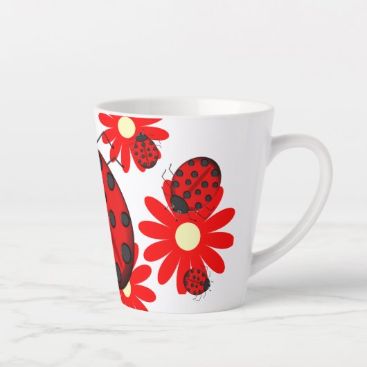 Ladybug Latte Tasse (Rechts)