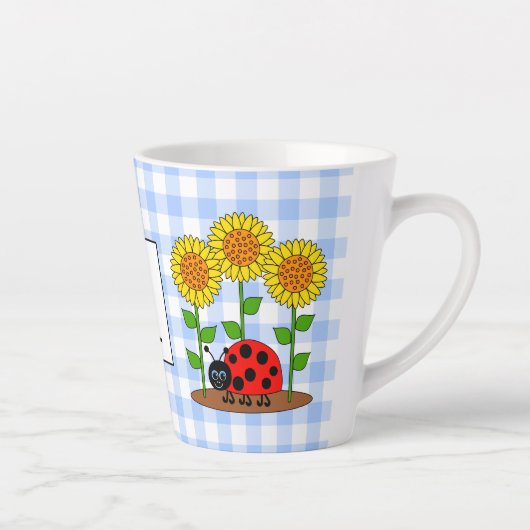 Ladybug mit Sonnenblumen Blue Gingham Monogramm Milchtasse (Rechts)