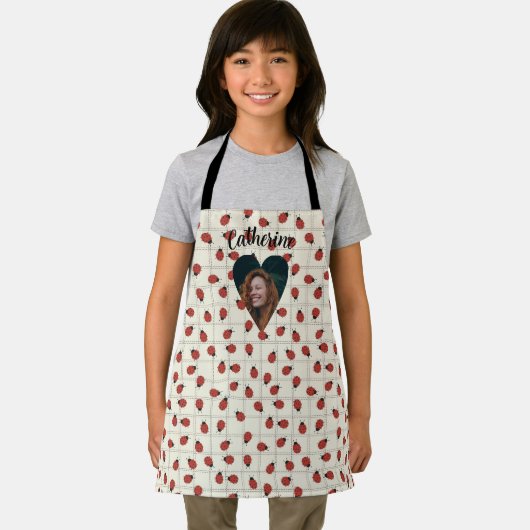 Ladybug Pattern Custom Photo & Name on Cream White Schürze (Insitu)
