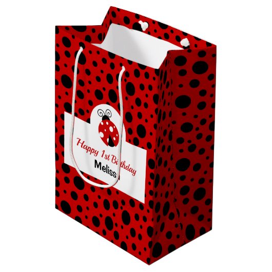 Ladybug Red Black Polka Dots Kindergeburtstag Mittlere Geschenktüte (Vorderseite Schrägansicht)