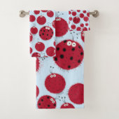 Ladybug Shindig Badhandtuch Set (Insitu)