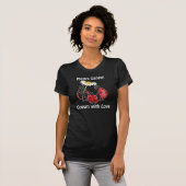 Ladybug Stroll - Garten der Mama T-Shirt (Vorne ganz)
