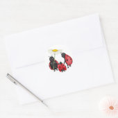 Ladybug Stroll Runder Aufkleber (Umschlag)