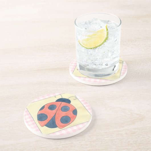 Ladybug Trio Landung auf Blume Sandstein Untersetzer (Seite)