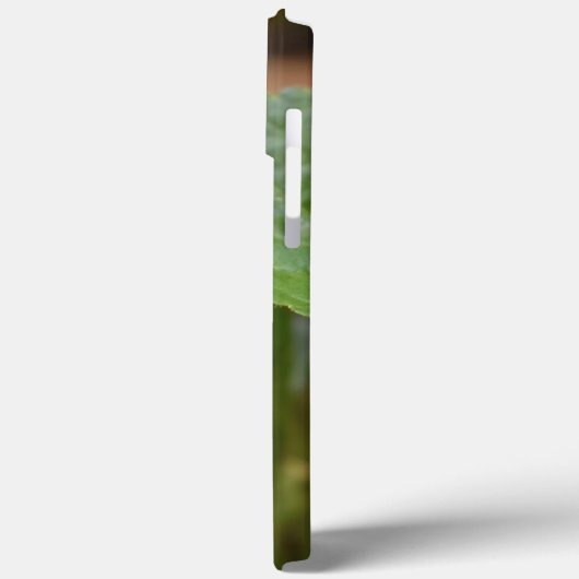 Ladybug über süße Violettsorten-Blume Case-Mate iPhone Hülle (Rückseite / Links)