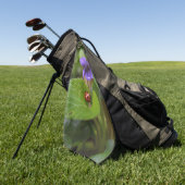 Ladybug über süße Violettsorten-Blume Golfhandtuch (Gras)