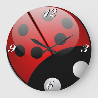 Ladybug, Uhr