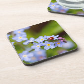 Ladybug zu Vergessen-ich-nicht-Untersetzer Untersetzer (Linke Seite)