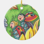 LADYBUGS, DIE AUF FALLENDEN AUTUMNSTÜCKEN REITEN,  KERAMIK ORNAMENT (Hinten)