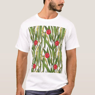 Ladybugs: düster Hintergrund Wasserfarbmuster. T-Shirt