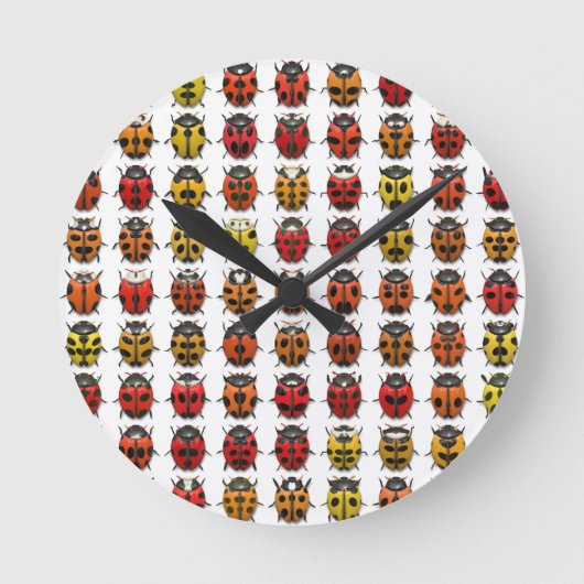 Ladybugs farbiges Muster Runde Wanduhr (Vorderseite)