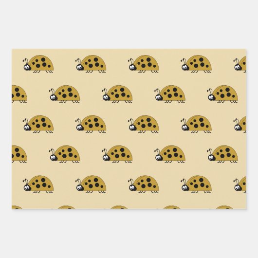 Ladybugs Gold und schwarze Punkte und Quadrate Geschenkpapier Set (Vorderseite)