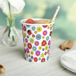 Ladybugs im Garten Zwischen den Blume Pappbecher