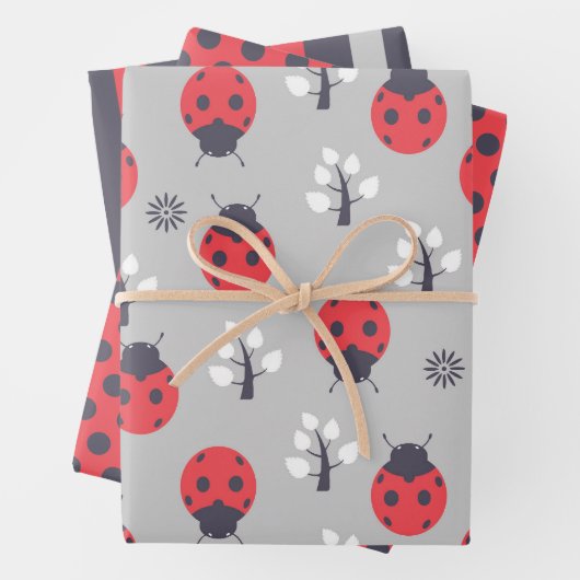 Ladybugs Stripes Polka Dots Wrapping Paper Set Geschenkpapier Set (Beispiel)