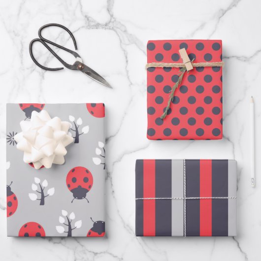Ladybugs Stripes Polka Dots Wrapping Paper Set Geschenkpapier Set (Vorderseite)