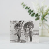 Ladys at the Beach, 1920 Postkarte (Stehend Vorderseite)