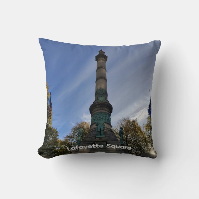 Lafayette Square Wanduhr Kissen (Vorderseite)