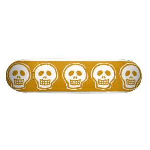 LAFFIN GEHT SKATEBOARD VORAN