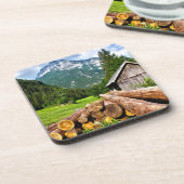 Lager im Wald mit Bergen Getränkeuntersetzer (Linke Seite)