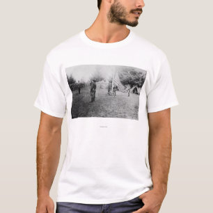 Lager Lewis, WA - Soldaten, die hinunter T-Shirt