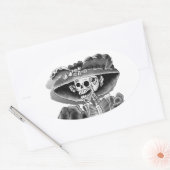 Laghing Skeleton Woman Ovaler Aufkleber (Umschlag)