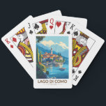Lago di Como Italia Lombardia Reisen Vintag Spielkarten<br><div class="desc">Comer See Vektorkunst Design. Der Comer See,  in der Lombardei Norditaliens,  ist ein hochklassiges Erholungsgebiet,  bekannt für seine dramatische Landschaft,  Set an den Ausläufern der Alpen.</div>