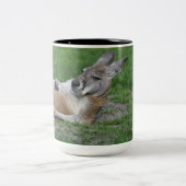 Laid-back Kangaroo Zweifarbige Tasse (Mittel)