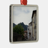 Laino Borgo Ornament Aus Metall (Rechts)