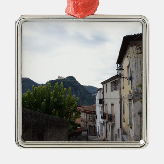 Laino Borgo Ornament Aus Metall (Vorne)